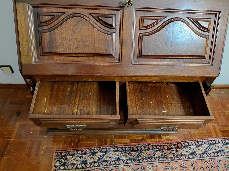 Escrivaninha vintage em madeira