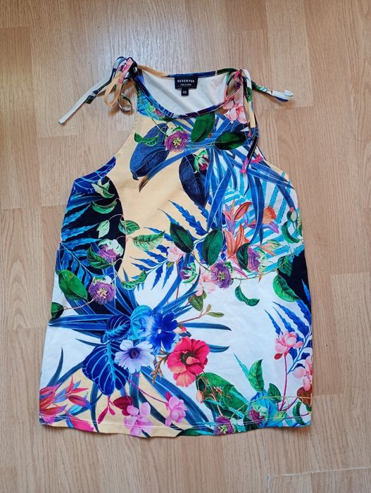 Koszulka reserved kwiaty