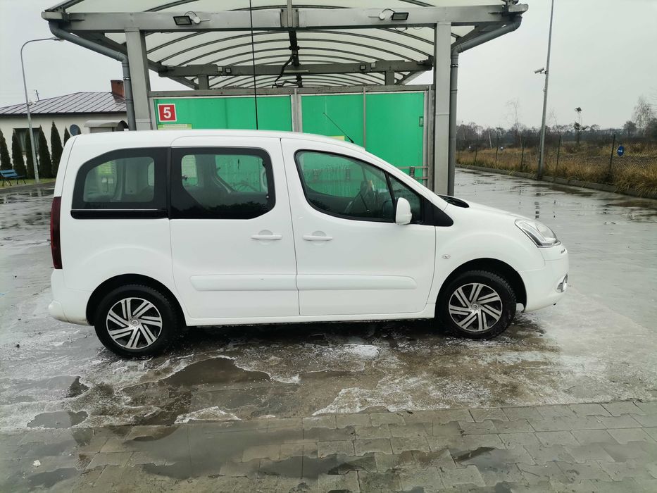 Sprzedam Berlingo 1.6 hdi 2015 rok
