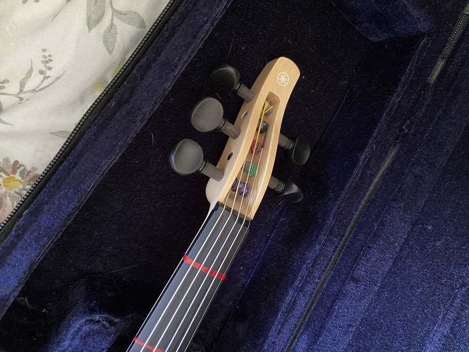 Skrzypce/altówkę elektryczne Yamaha 5 strunowe