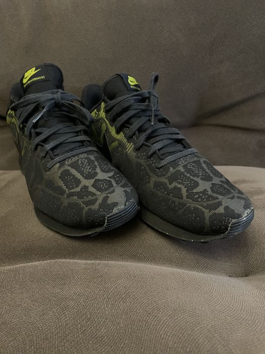 Оригінальні кросівки nike