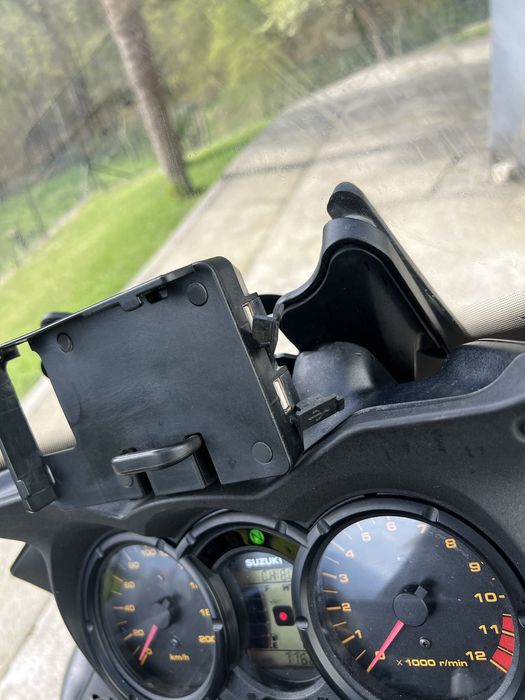 Suzuki V-Strom 650
