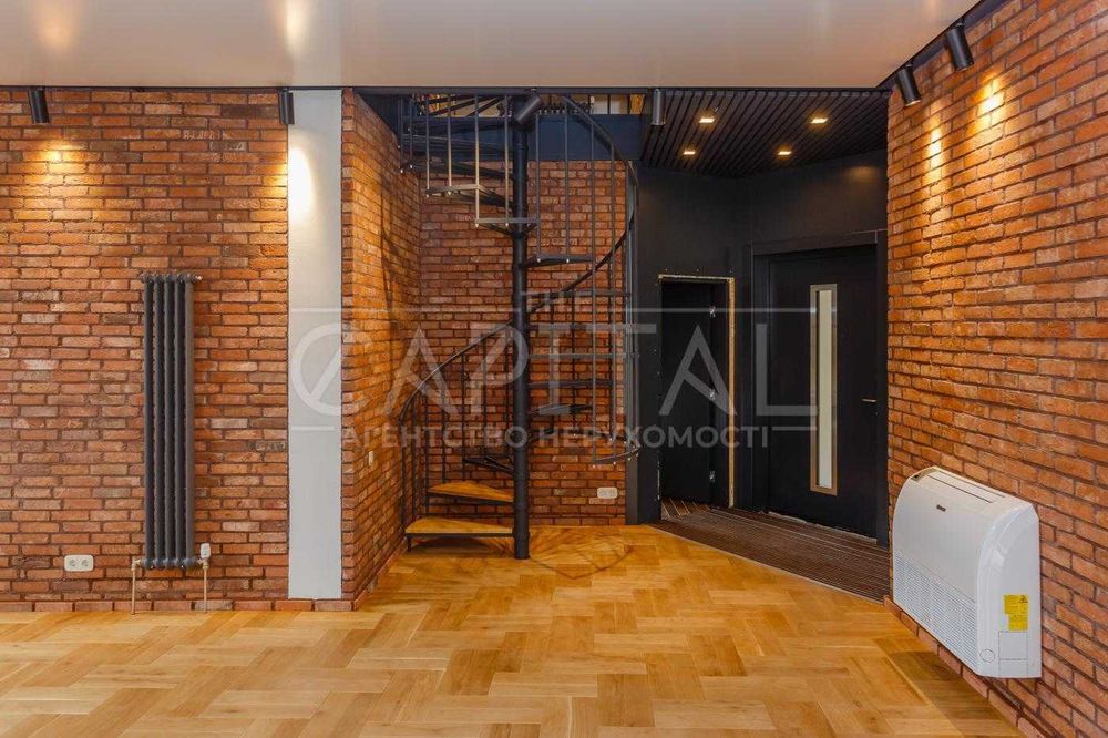 Продаж 2-поверхового будинку 200м2, с. Лебедівка, КМ Riviera Village