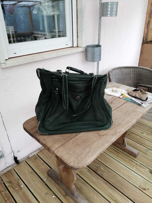 Mala de viagem, de ombro