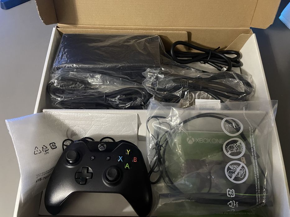 Xbox One   500Gb