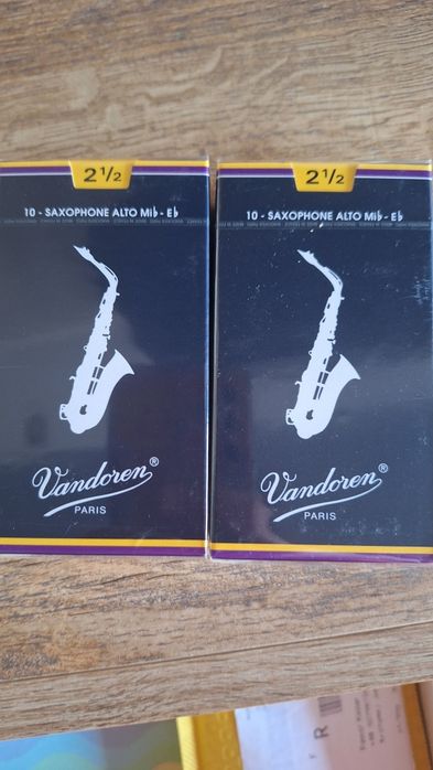 2 paki stroikow sax alt