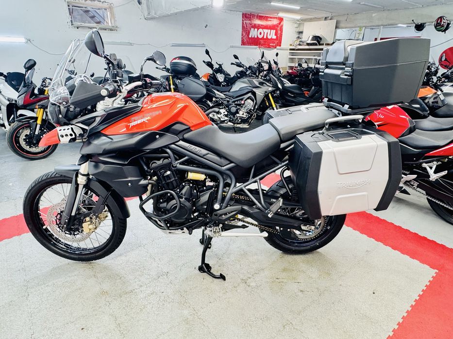 мотоцикл Triumph TIGER 800 XC в оригіналі тільки з Японії