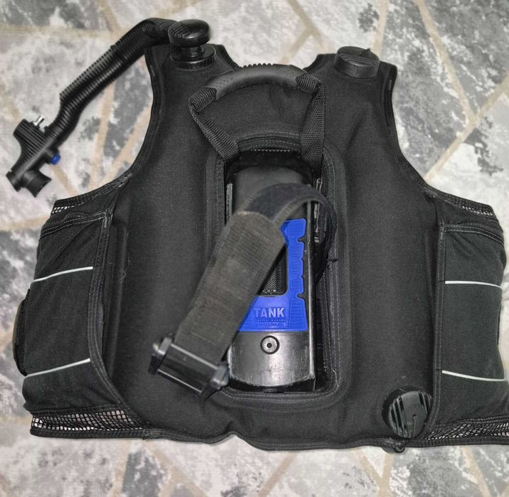 Для  акваланга,дайвинга, подводной охоты, Компенсатор плавучести.