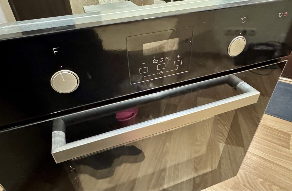 Whirpool AKP 460/NB отличное состояние