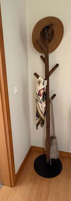 Bengaleiro madeira escura