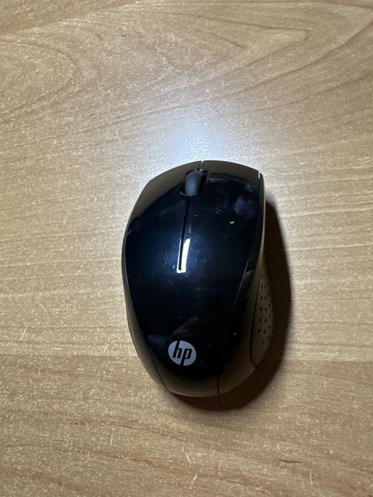 Mysz bezprzewodowa HP 220