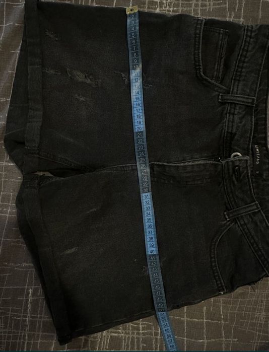 Джинсові жіночі шорти чорного кольору