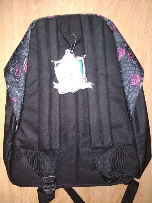 Mochilas, novas e usadas, desde 2 euros