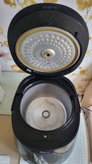 Мультиварка PHILIPS HD4749
