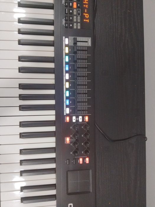 Piano Midi M-Audio Code 61 teclas