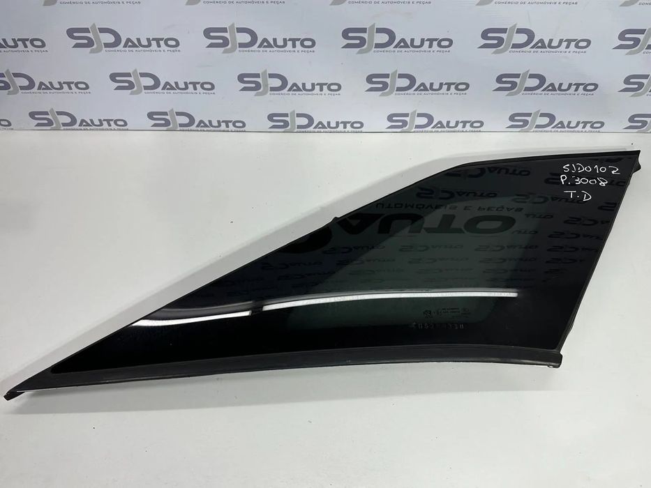 Vidro Painel Trás Direito - Peugeot 3008 II (2017)