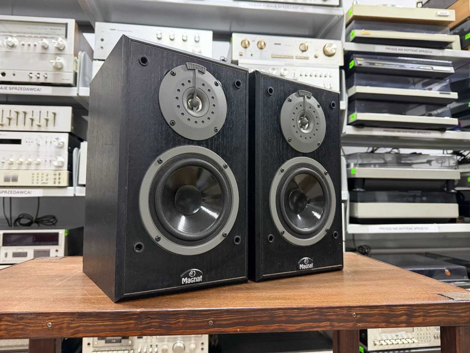 Kolumny podstawkowe Magnat monitory, Audio Room