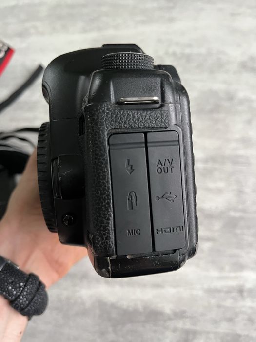 Canon 5D mark ii у робочому стані