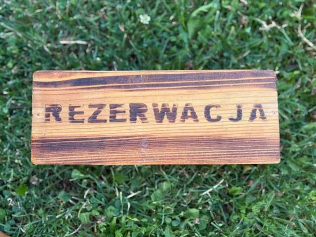 DREWNIANA TABLICZKA REZERWACJA na Stół Stolik  do Restauracji Karczmy komplet 4 szt.