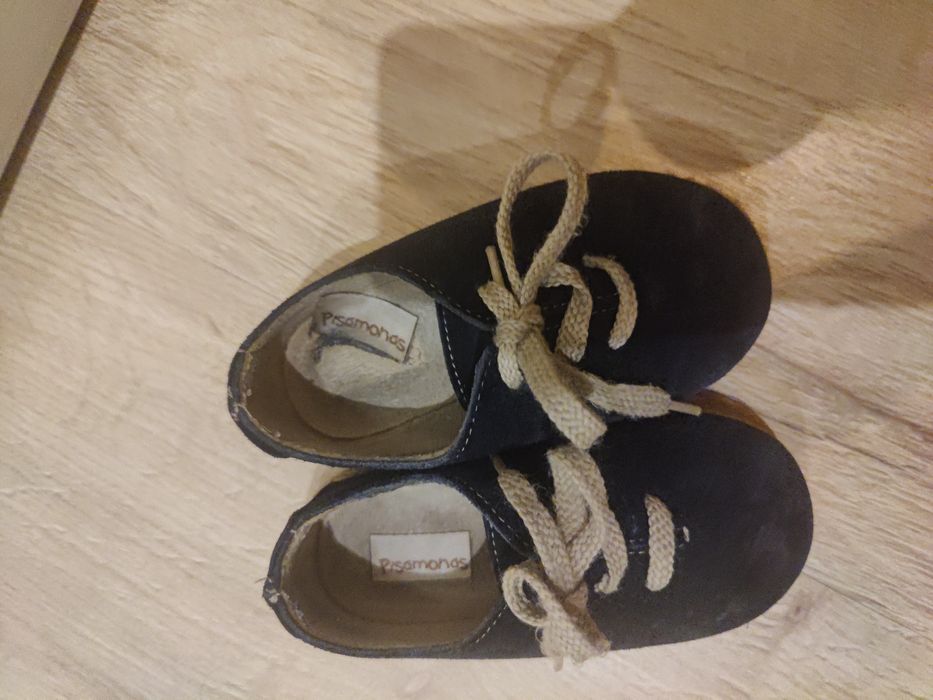 Sapatos criança tamanho 23 Pisamonas