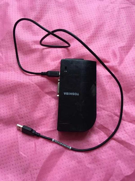 Stacja dokująca USB DVI Toshiba Dynadock V10 transmiter rozdzielnik