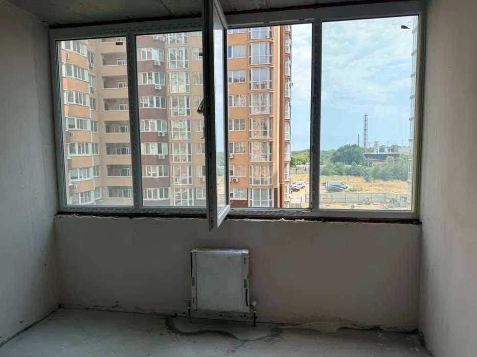 Продам 2 комнатную квартиру 65кв.м. в новом доме с начатым ремонтом на Поселке Котовского