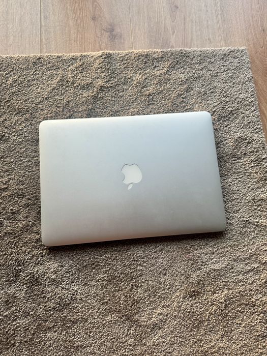 Apple MacBook Air 13” (A1466)