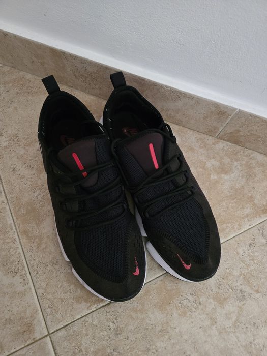 Nike Pocket Fly DM