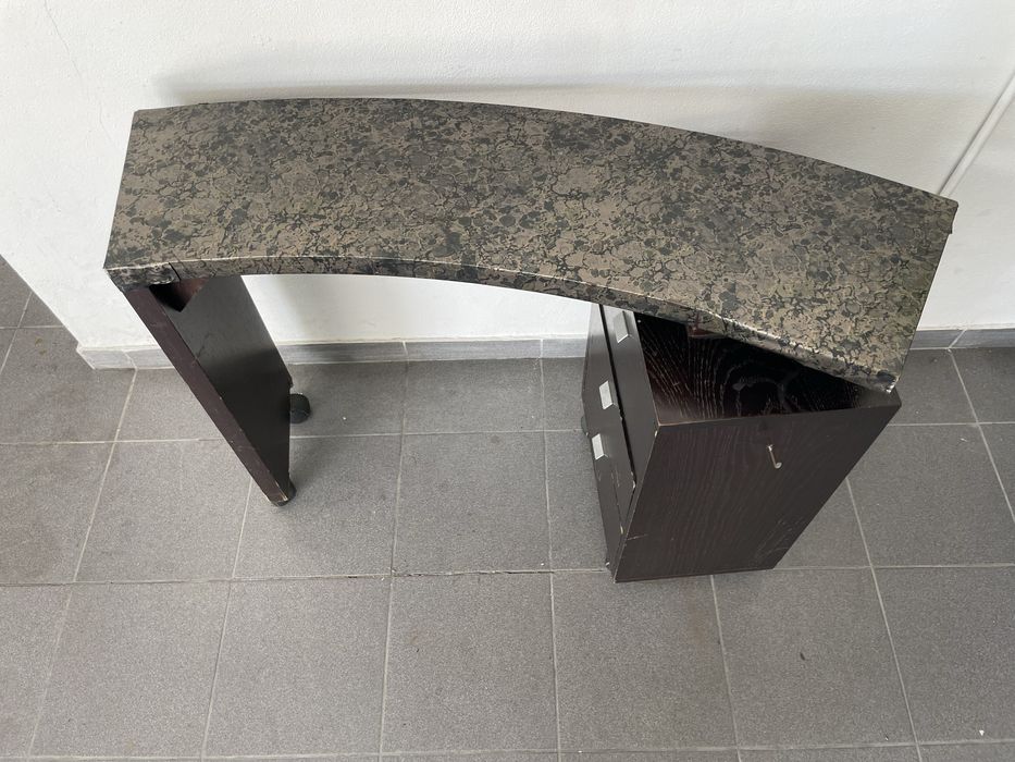 Mesa para manicure