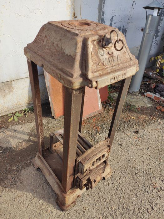 Печь камин буржуйка старинная