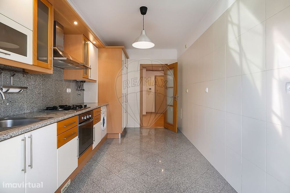Apartamento T2 para arrendamento