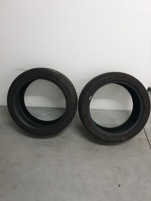 Vendo 2 pneus Dunlop  225/45 R18