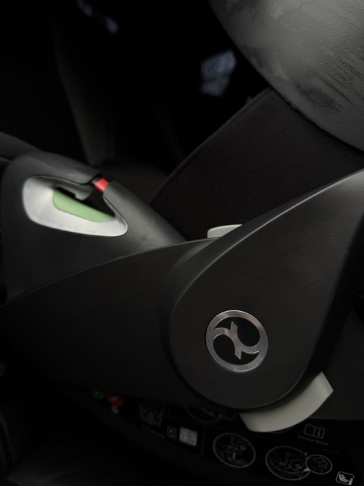 Автокрісло Cybex Cloud T i-Size