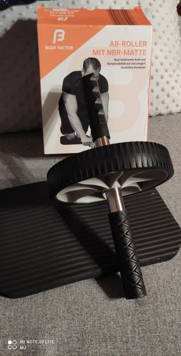 Roler kółko do ćwiczeń mięśni brzucha