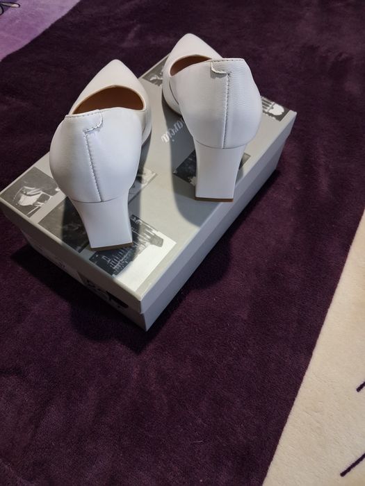 Туфлі весільні білі