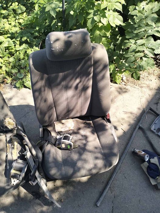 Продам сідушки на бмв е34 рест