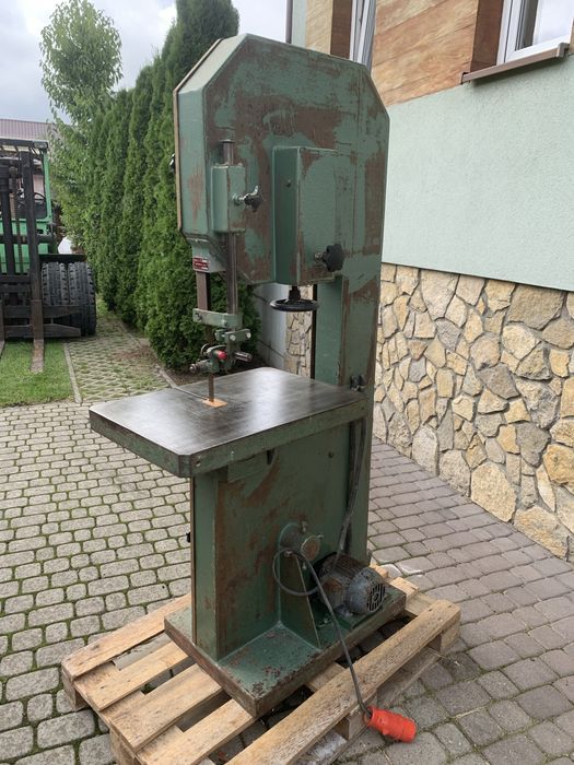 Piła przecinarka taśmowa do drewna banzega SIPA centauro 50 cm 380v