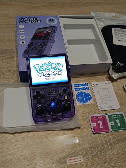 Konsola przenośna r36s ORYGINAŁ+ Etui + Folia NOWA Gameboy PS1 Pegasus