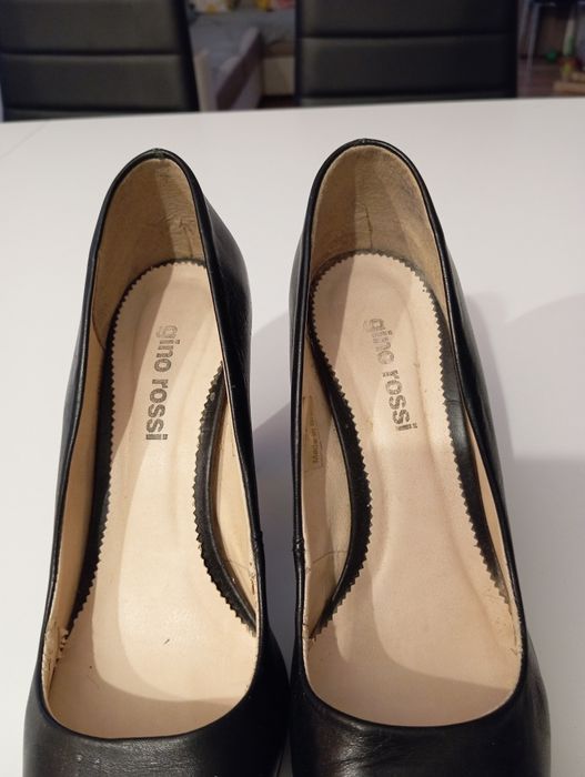 Buty na obcasie Gino Rossi 36