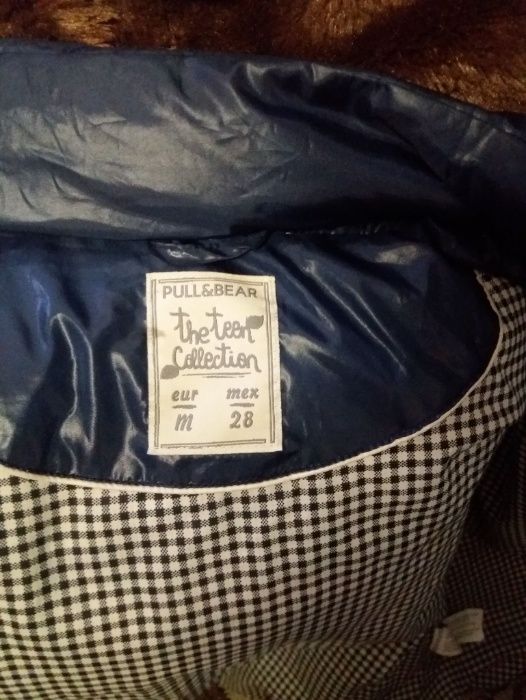 Blusão impermeável acolchoado com capuz e pelo