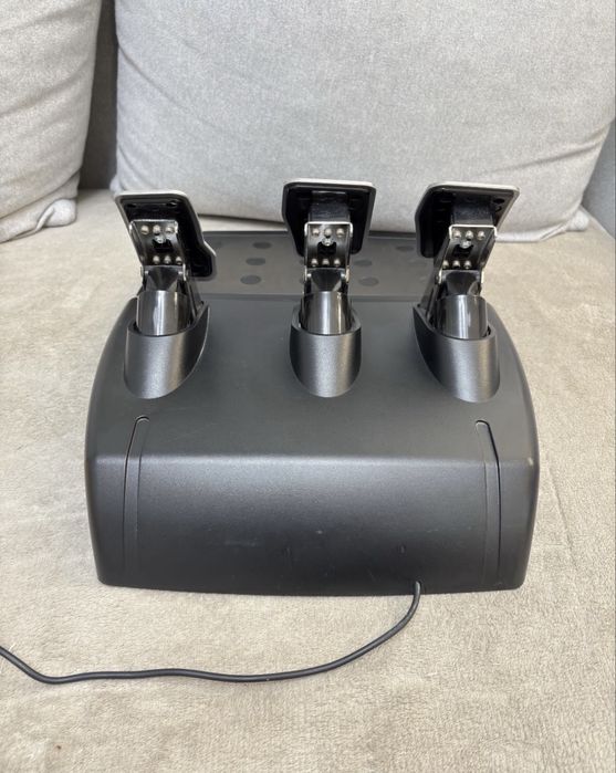 Logitech g29 stan jak nowy