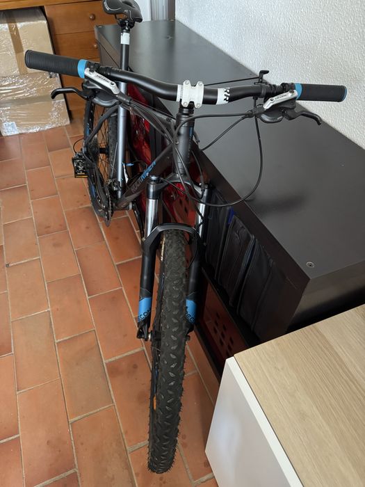 B’TWIN Rockrider 8.1  - Bicicleta de montanha