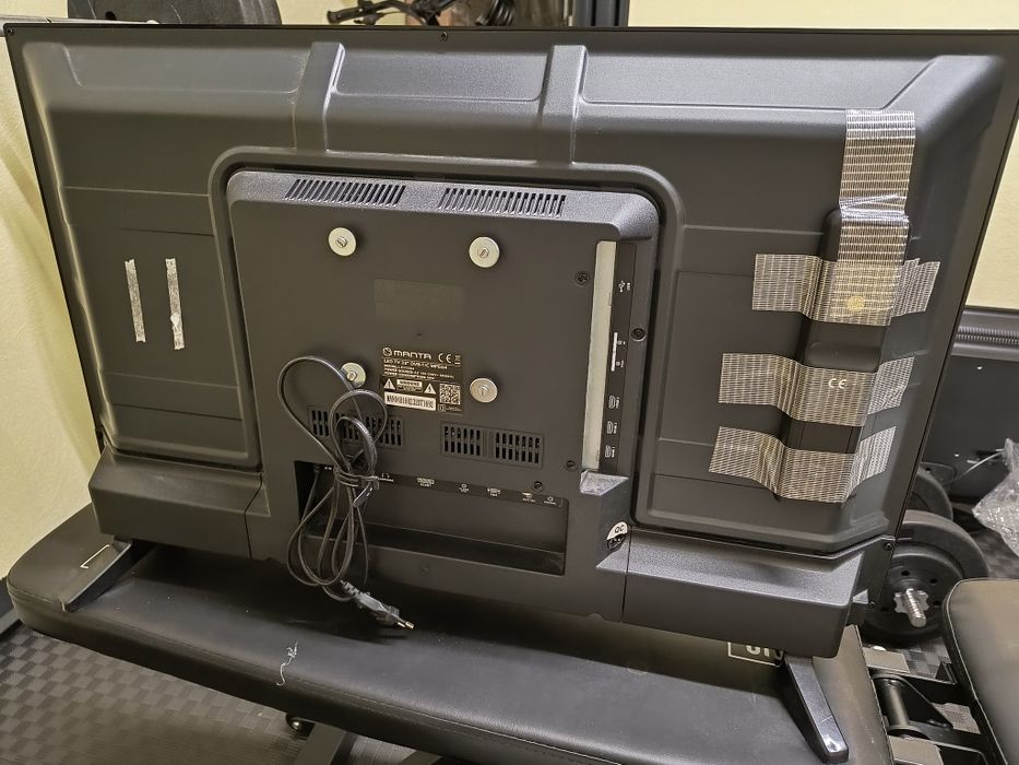 Telewizor Manta 32 cale jak nowy