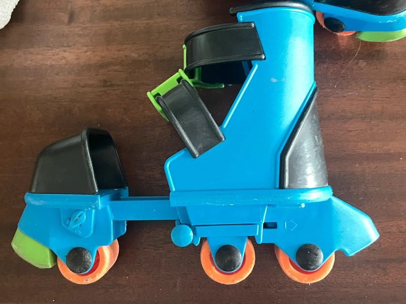 Patins In-Line Ajustáveis- Playskool / Hasbro (1994)
