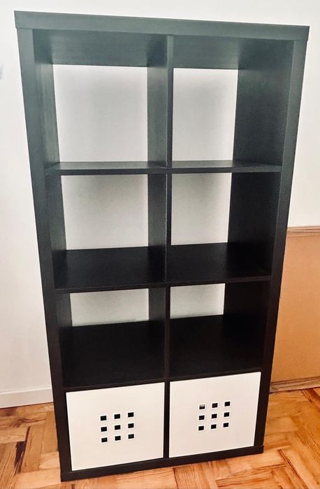 Movel de arrumacoes com 2 caixas de arrumacao