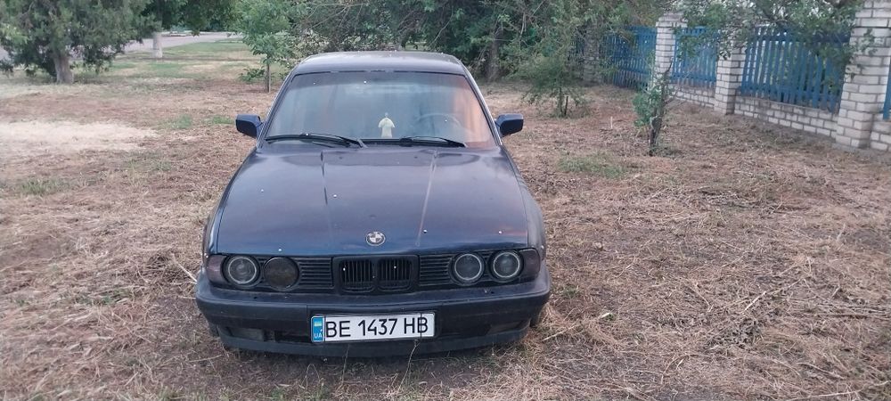 Продам BMW e34 .