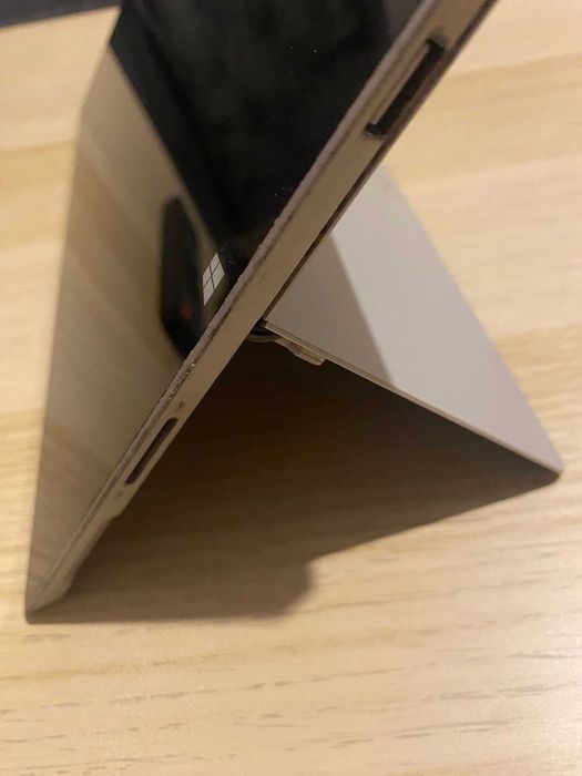 Tablet Surface pro 3447326171883130882