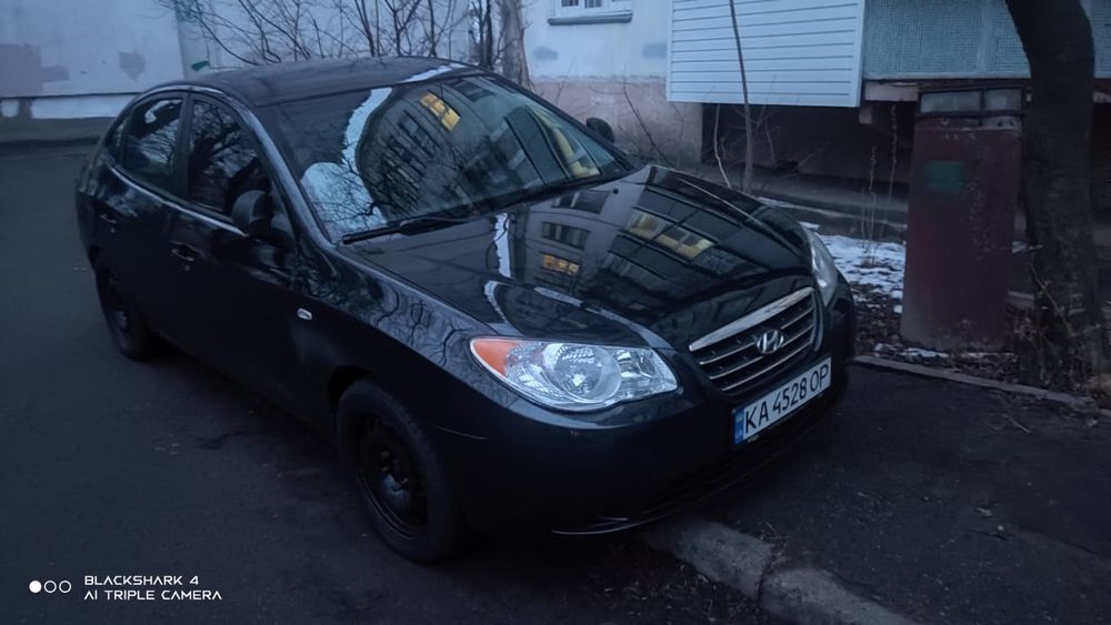 Автомобіль Hyundai Elantra