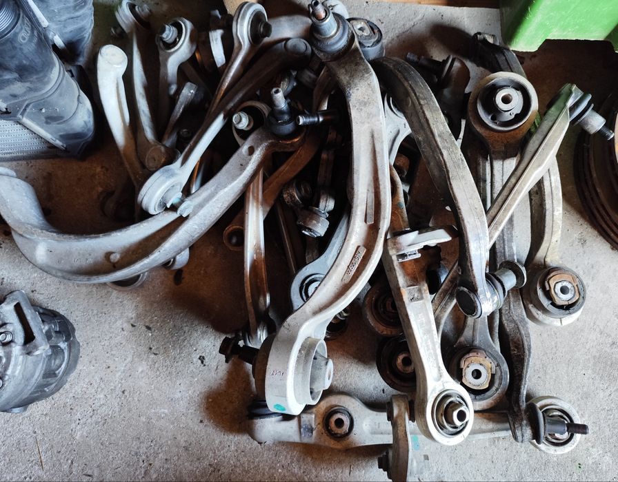 Audi A4 B6/B7 braços suspensão originais em bom estado