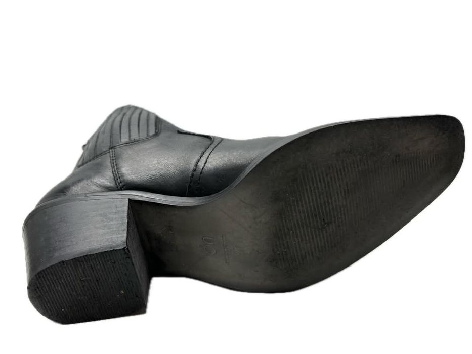 Botki skórzane Urban Outfitters Rozmiar 40